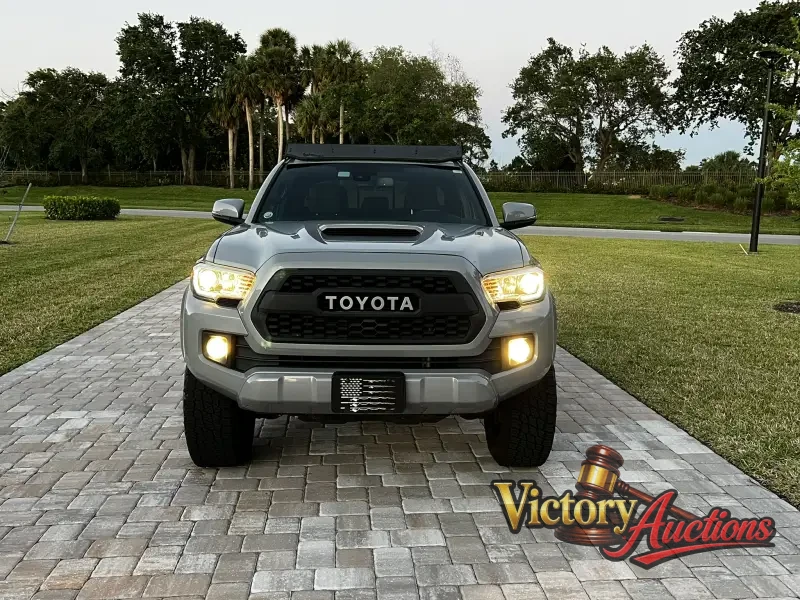 2021 Toyota Tacoma Double Cab TRD Sport photo 4