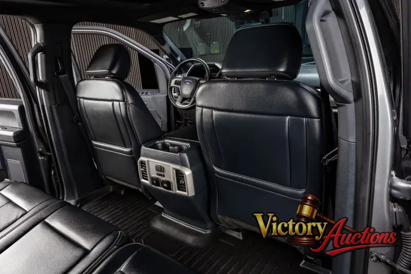 2022 Ford F250 Lariat photo 30