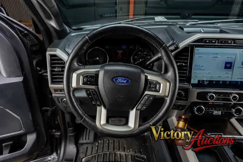 2022 Ford F250 Lariat photo 14