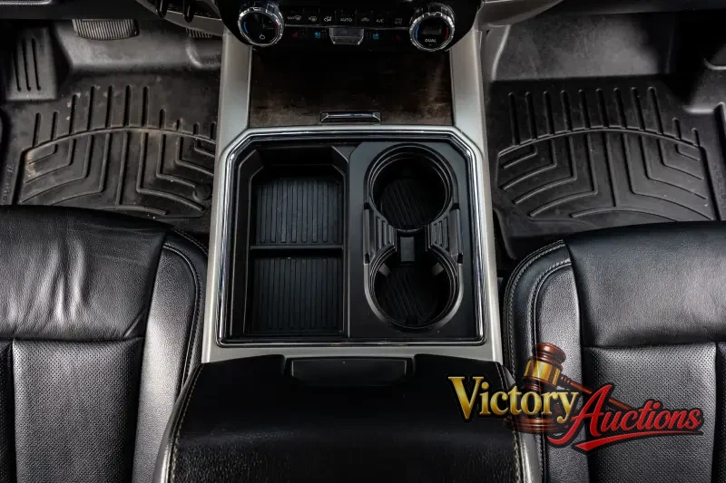 2022 Ford F250 Lariat photo 19