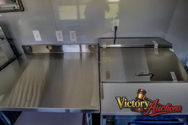 2024 Fast Food Kitchen Custom Mobile photo 17