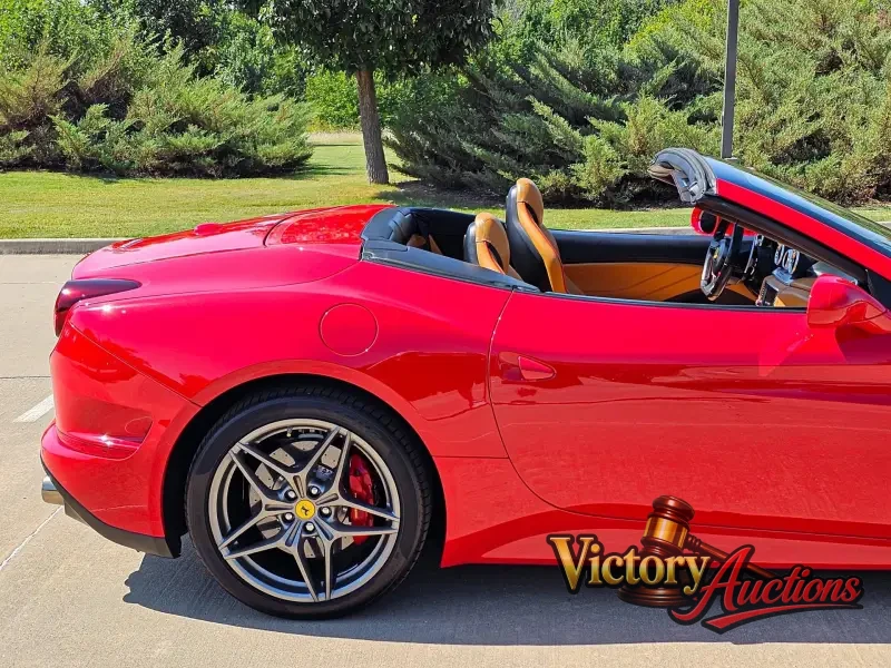 2018 Ferrari California T photo 36