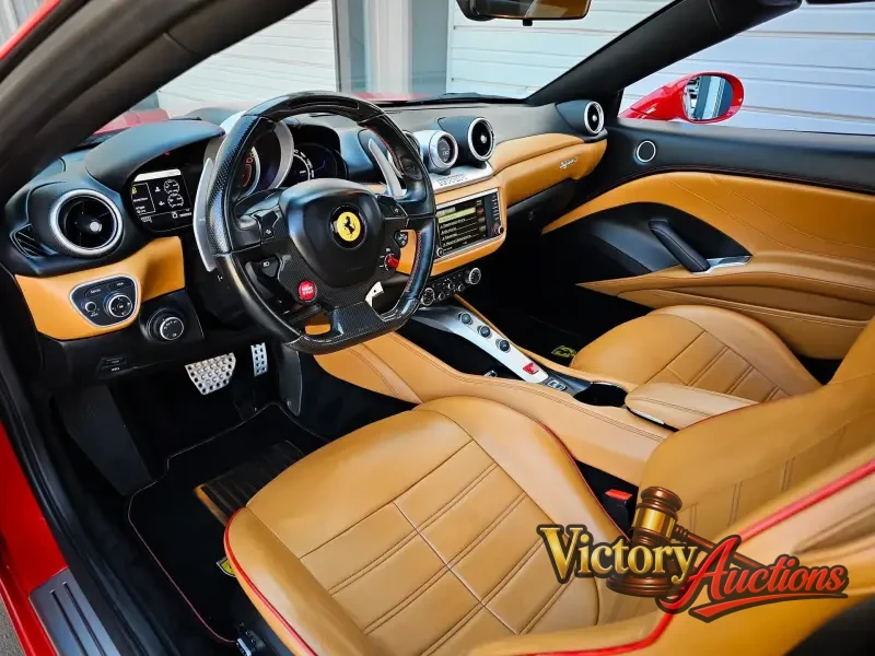 2018 Ferrari California T photo 11