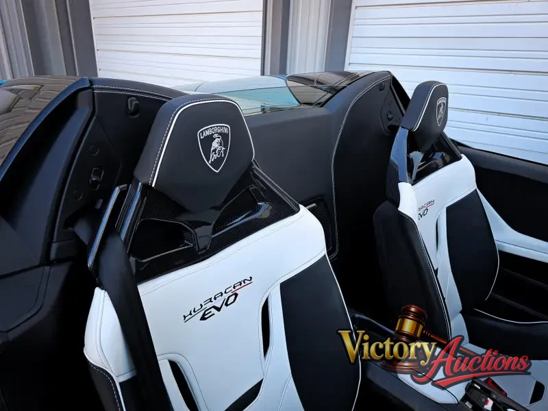 2022 Lamborghini Huracan EVO Spyder photo 18
