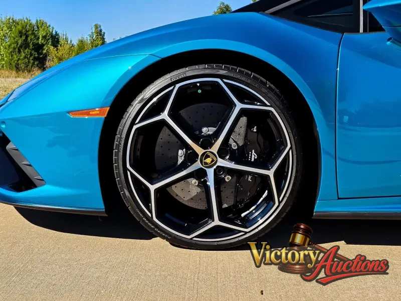2022 Lamborghini Huracan EVO Spyder photo 5
