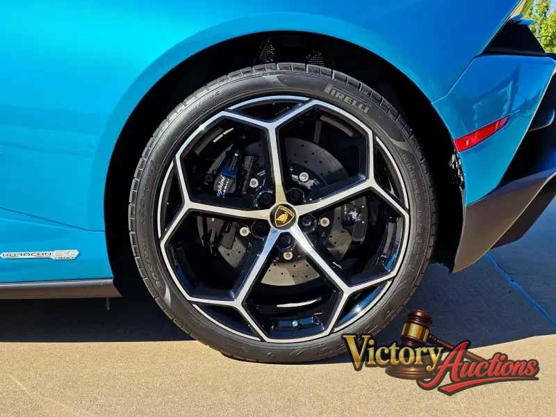 2022 Lamborghini Huracan EVO Spyder photo 4