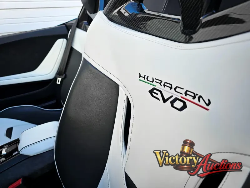 2022 Lamborghini Huracan EVO Spyder photo 36