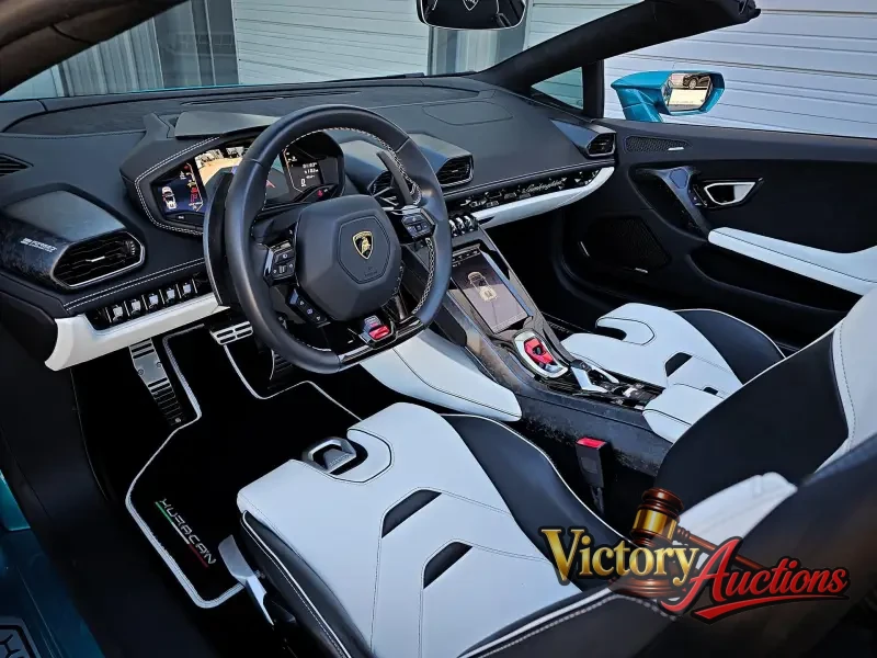 2022 Lamborghini Huracan EVO Spyder photo 14