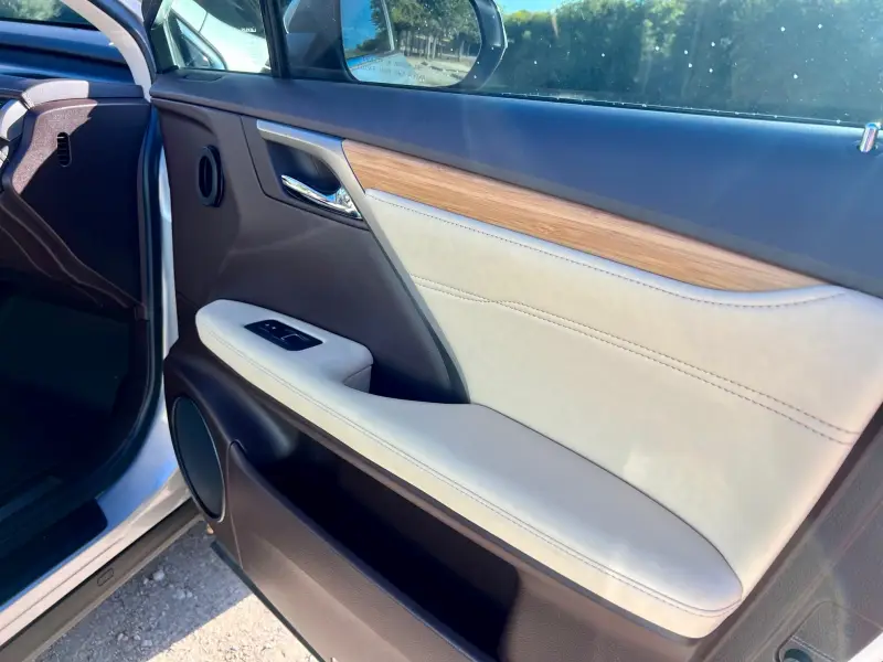 2019 Lexus RX 350L Sport Utility 4D AWD/4WD photo 20
