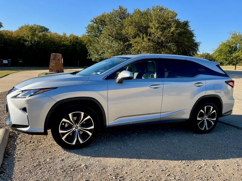 2019 Lexus RX 350L Sport Utility 4D AWD/4WD photo 24