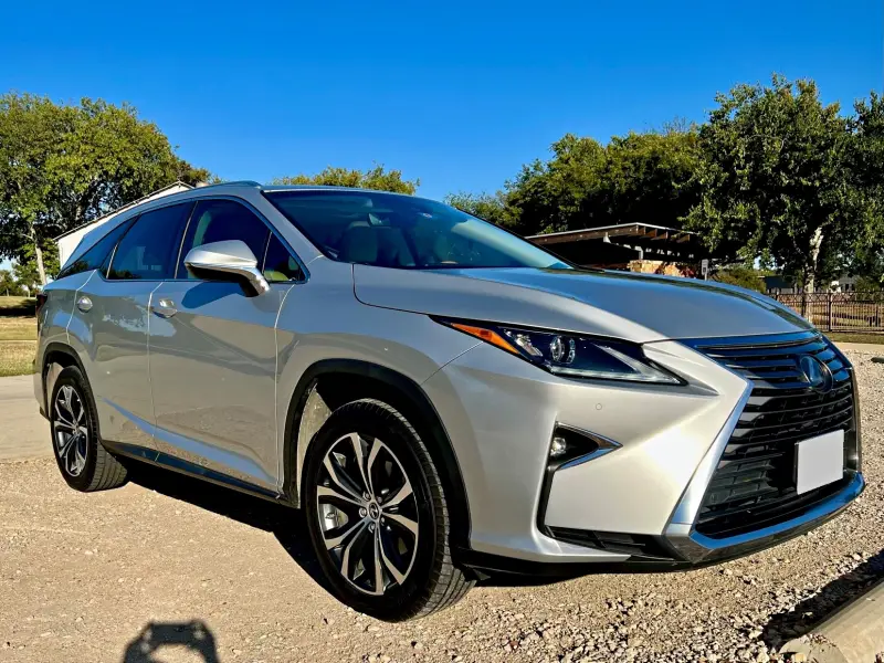 2019 Lexus RX 350L Sport Utility 4D AWD/4WD photo 4