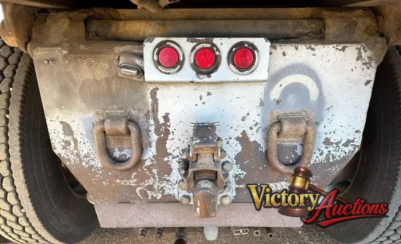 2013 Freightliner Coronado Dump Truck photo 19