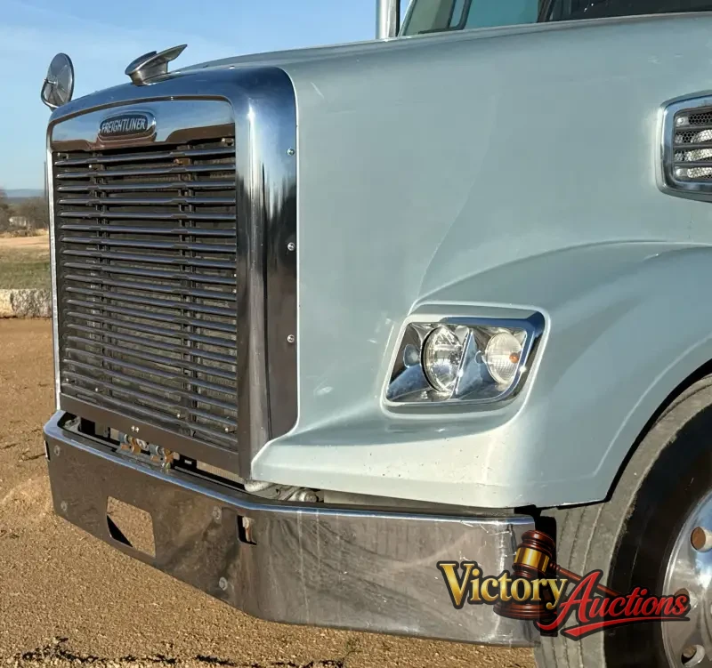 2013 Freightliner Coronado Dump Truck photo 11