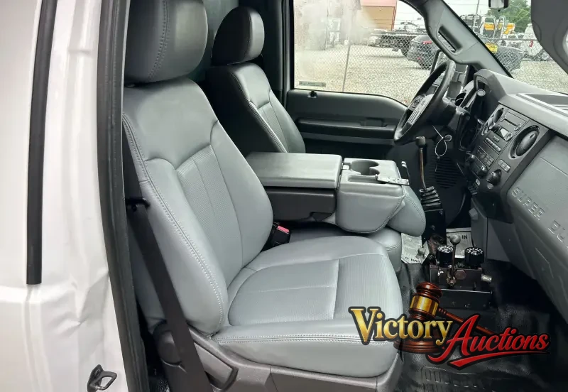 2011 Ford F-450 Super Duty XL Dump Truck photo 48