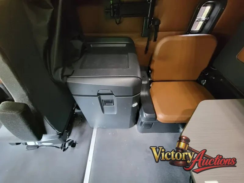 2022 Freightliner Cascadia 126 Semi Truck photo 16