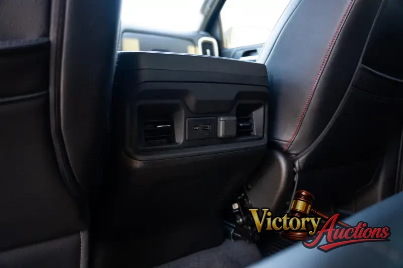 2022 Chevrolet Silverado 1500 RST photo 11