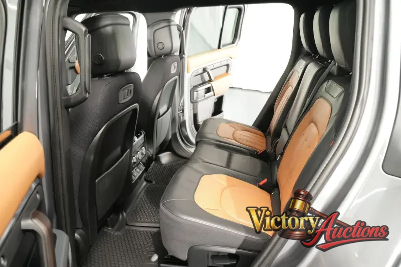 2021 Land Rover Defender 110 X Sport photo 46