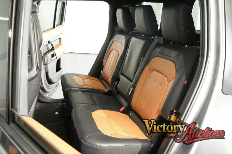 2021 Land Rover Defender 110 X Sport photo 43