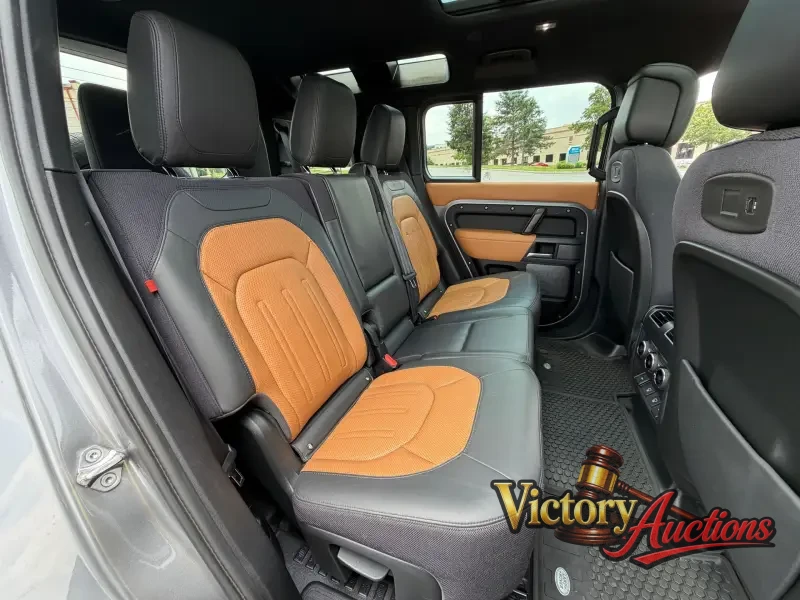 2021 Land Rover Defender 110 X Sport photo 47
