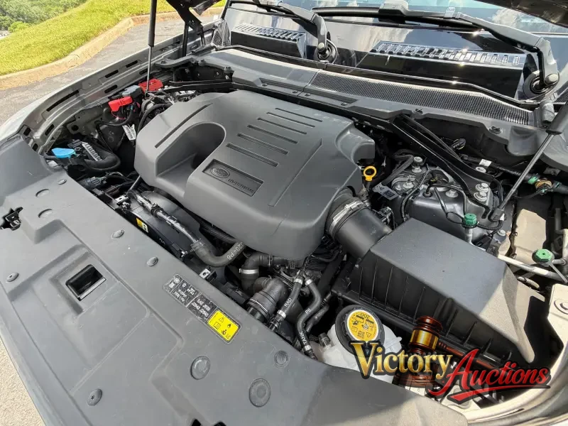 2021 Land Rover Defender 110 X Sport photo 9