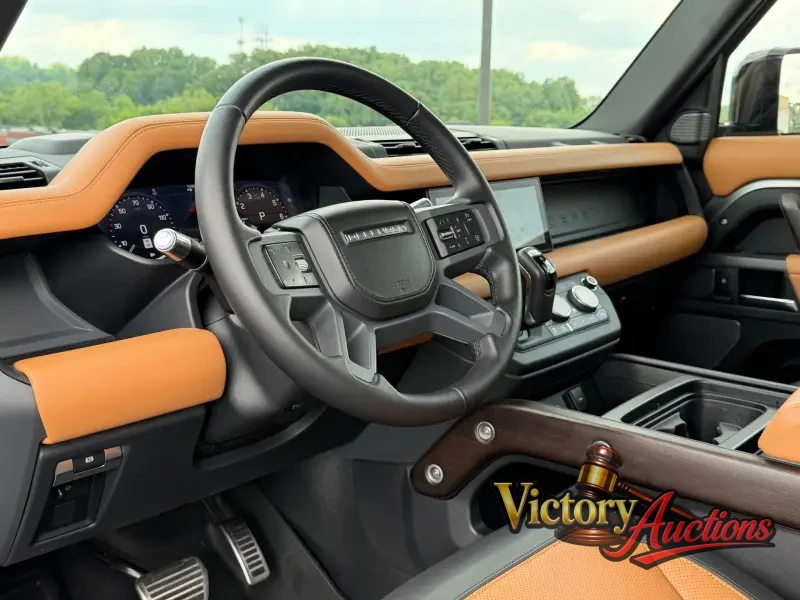 2021 Land Rover Defender 110 X Sport photo 37