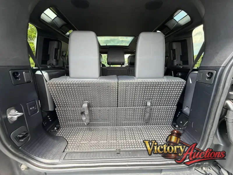 2021 Land Rover Defender 110 X Sport photo 12