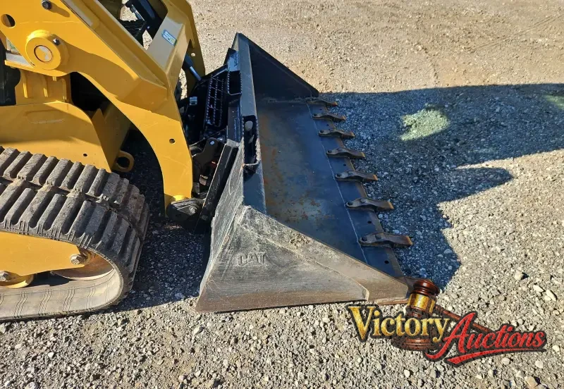 2019 Caterpillar 239D photo 20