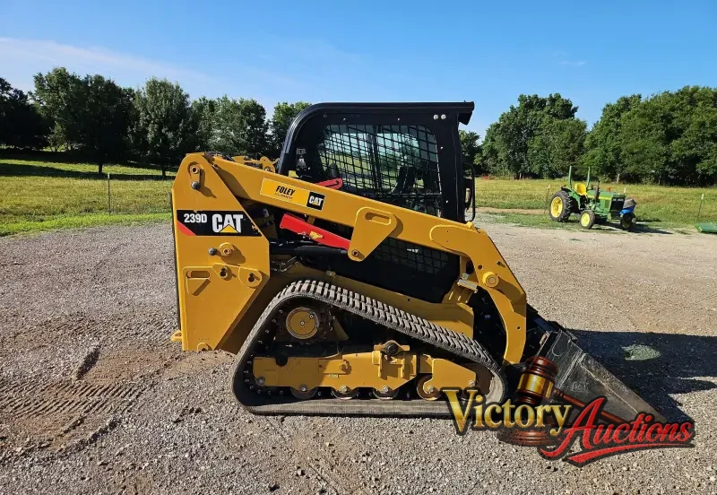 2019 Caterpillar 239D photo 6