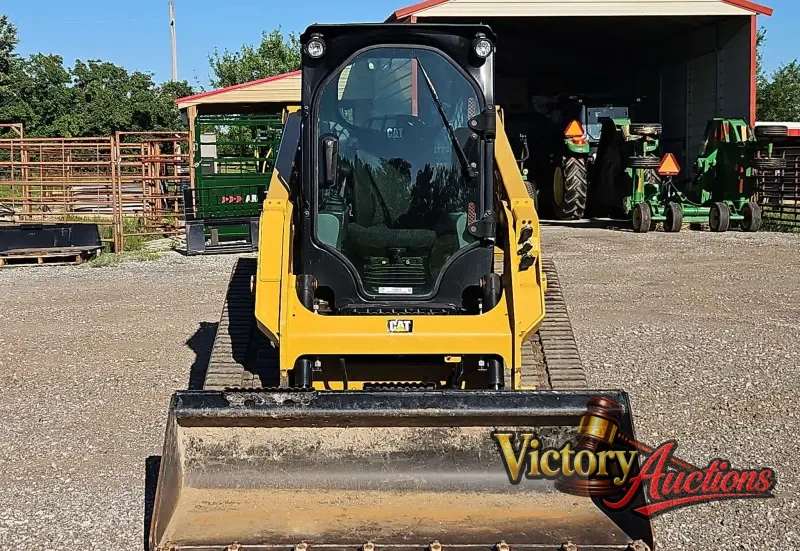 2019 Caterpillar 239D photo 2