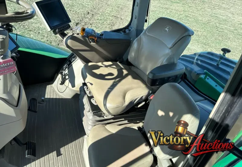 2018 John Deere 9620RX photo 37