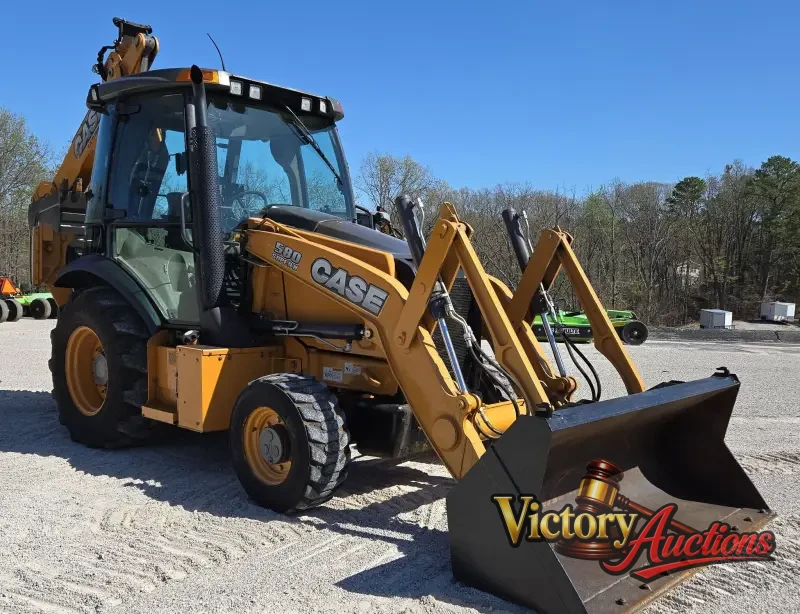 2016 Case 580 Super N photo 3