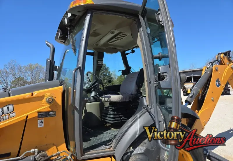 2016 Case 580 Super N photo 110