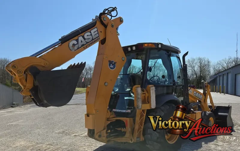 2016 Case 580 Super N photo 5