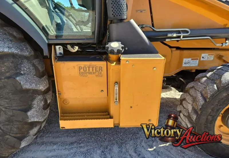 2016 Case 580 Super N photo 39
