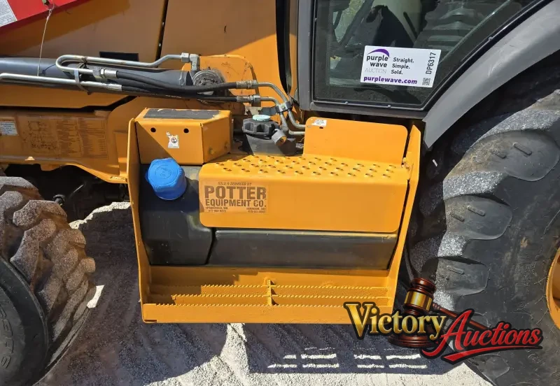2016 Case 580 Super N photo 56