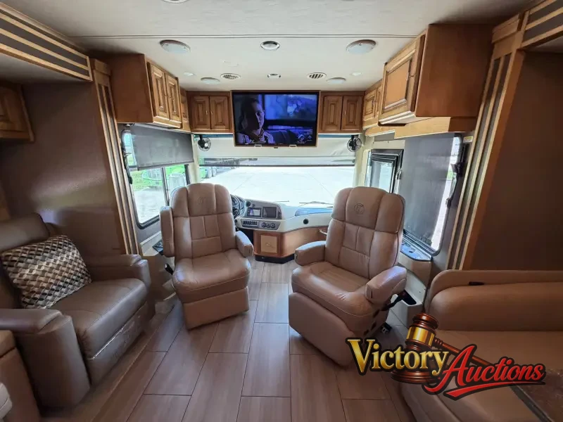 2018 Tiffin Allegro Red 33AA photo 32