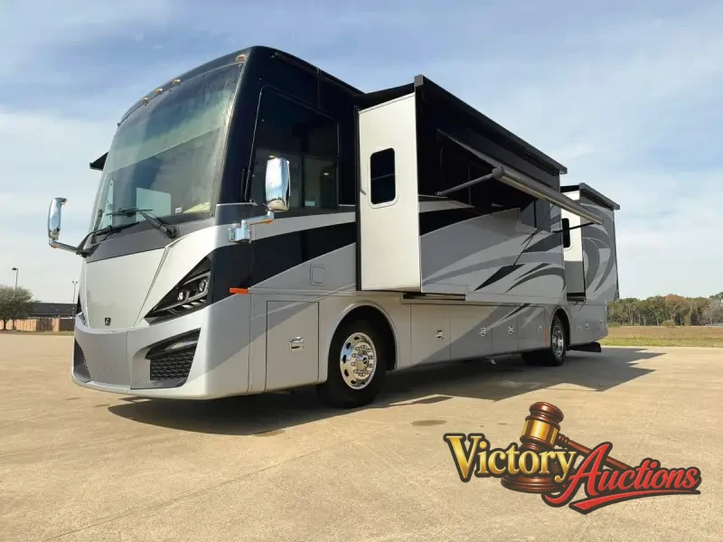 2020 Tiffin Phaeton 37BH photo 12