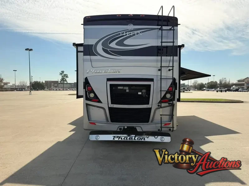 2020 Tiffin Phaeton 37BH photo 8