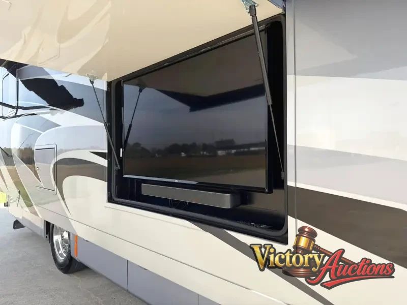 2020 Tiffin Phaeton 37BH photo 35