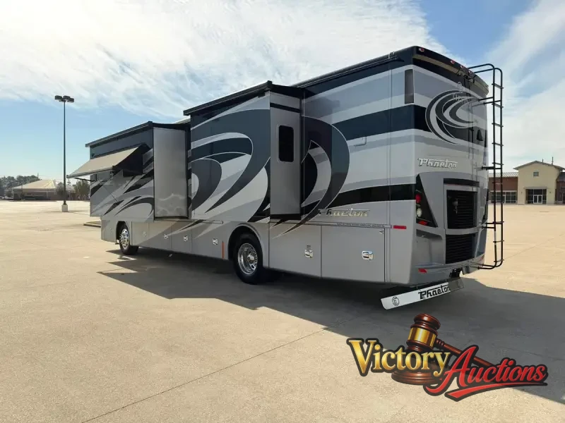 2020 Tiffin Phaeton 37BH photo 55