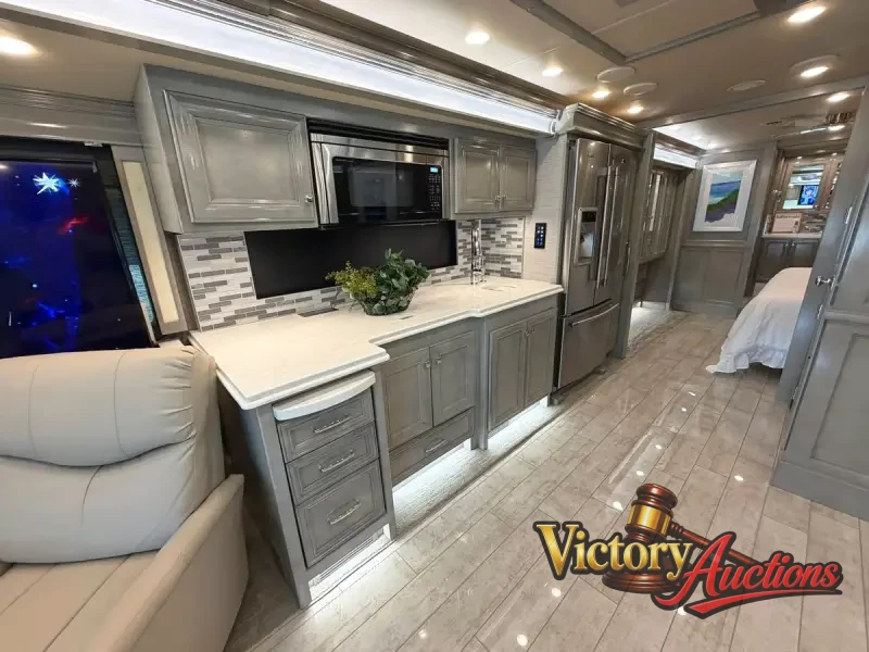 2020 Tiffin Phaeton 37BH photo 20