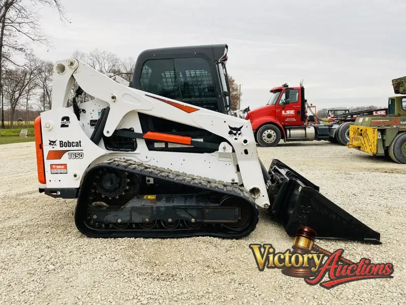 2018 Bobcat T650 photo 14