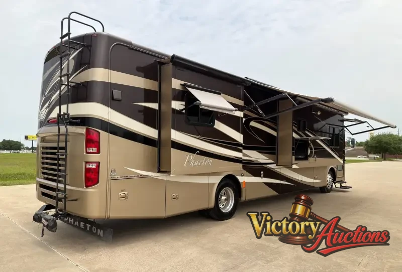 2011 Tiffin Phaeton 40QTH photo 4