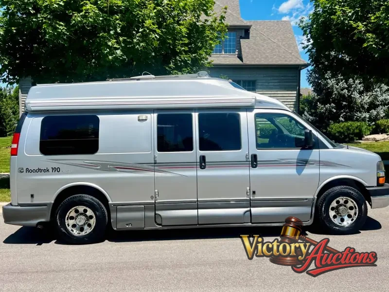 2011 Roadtrek Versatile 190 photo 15