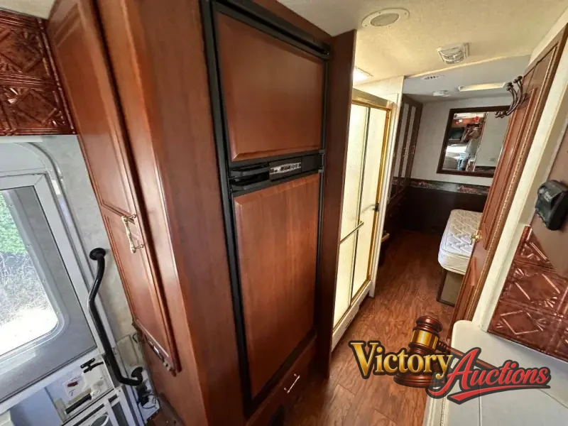 2004 Winnebago Minnie Winnie 26Ft photo 6