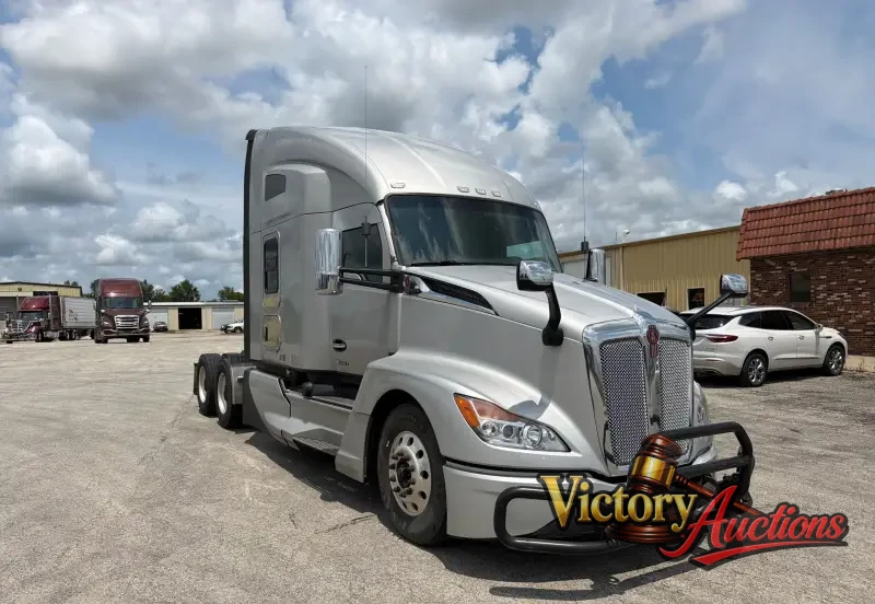 2022 Kenworth T680 photo 3