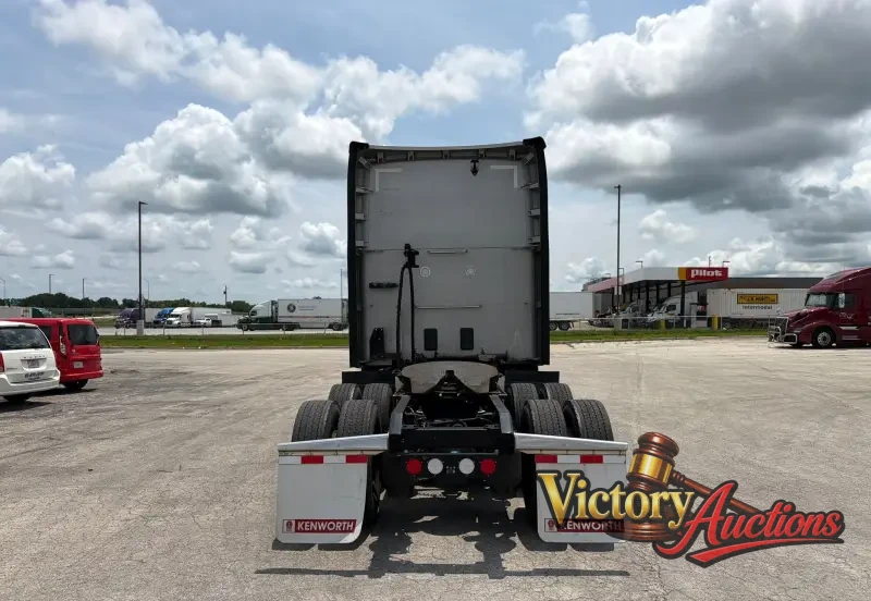2022 Kenworth T680 photo 6