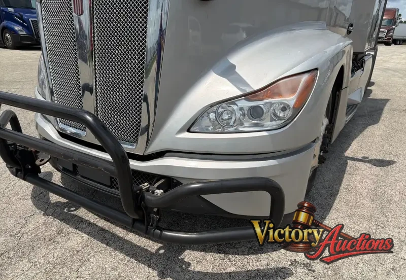 2022 Kenworth T680 photo 10