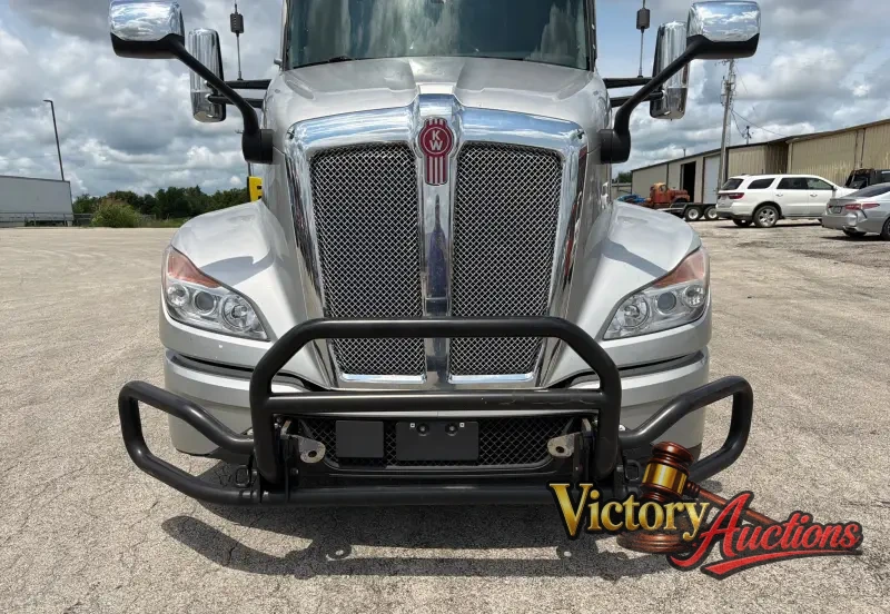2022 Kenworth T680 photo 11
