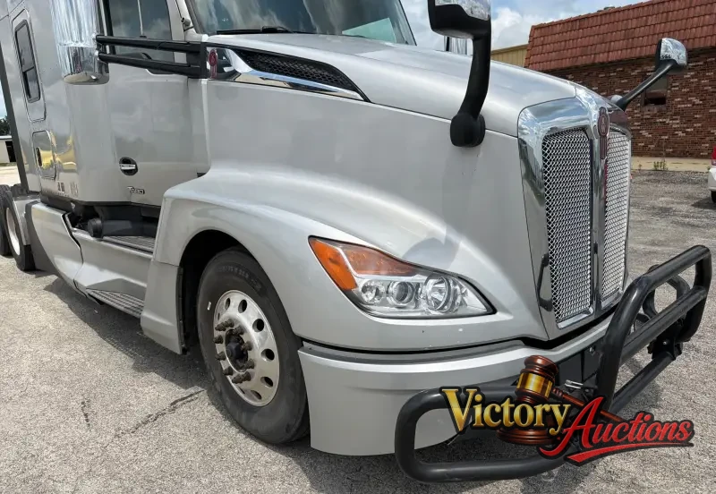 2022 Kenworth T680 photo 16